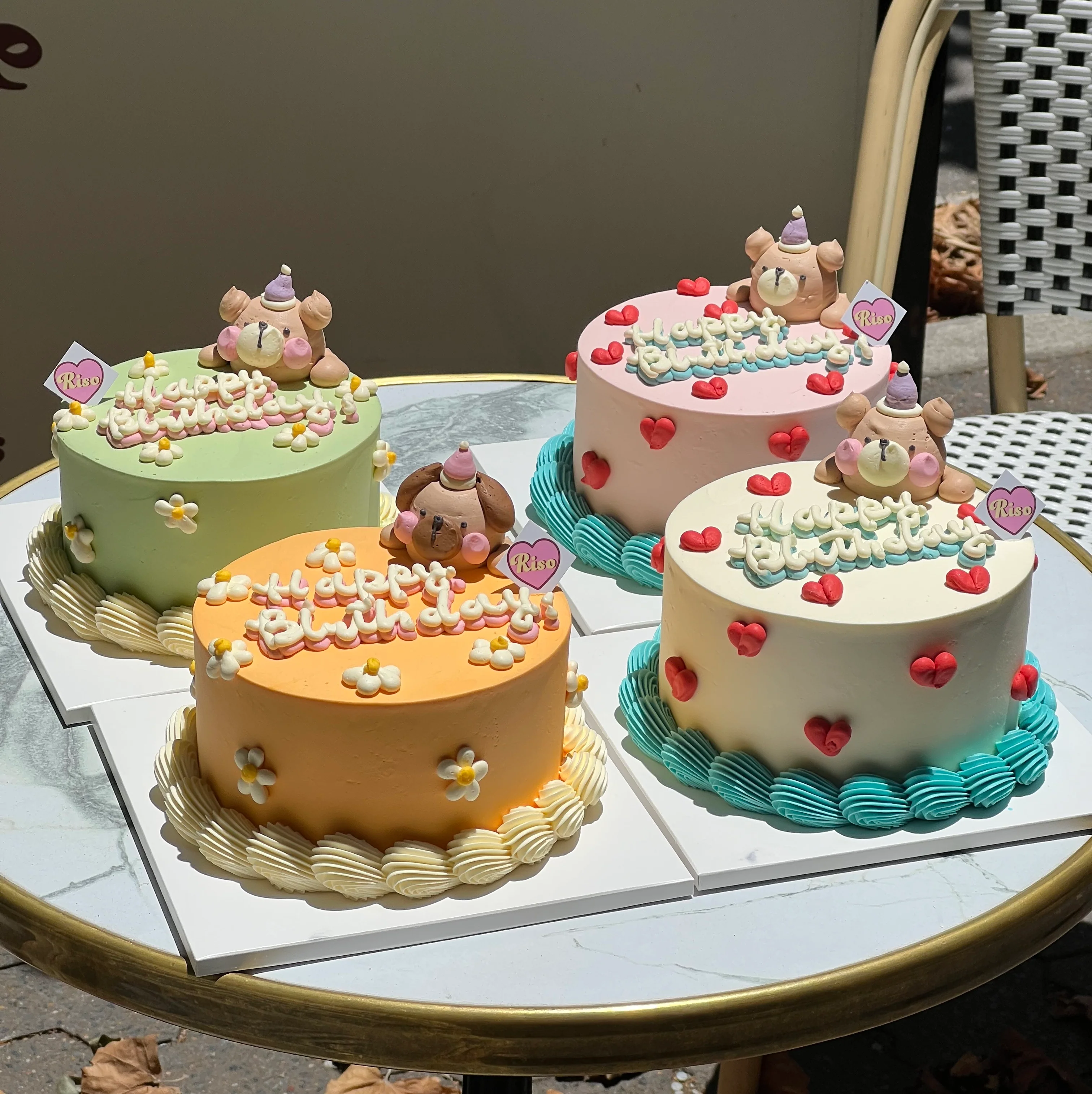 Animal Face Pop Up Cake - Image 4