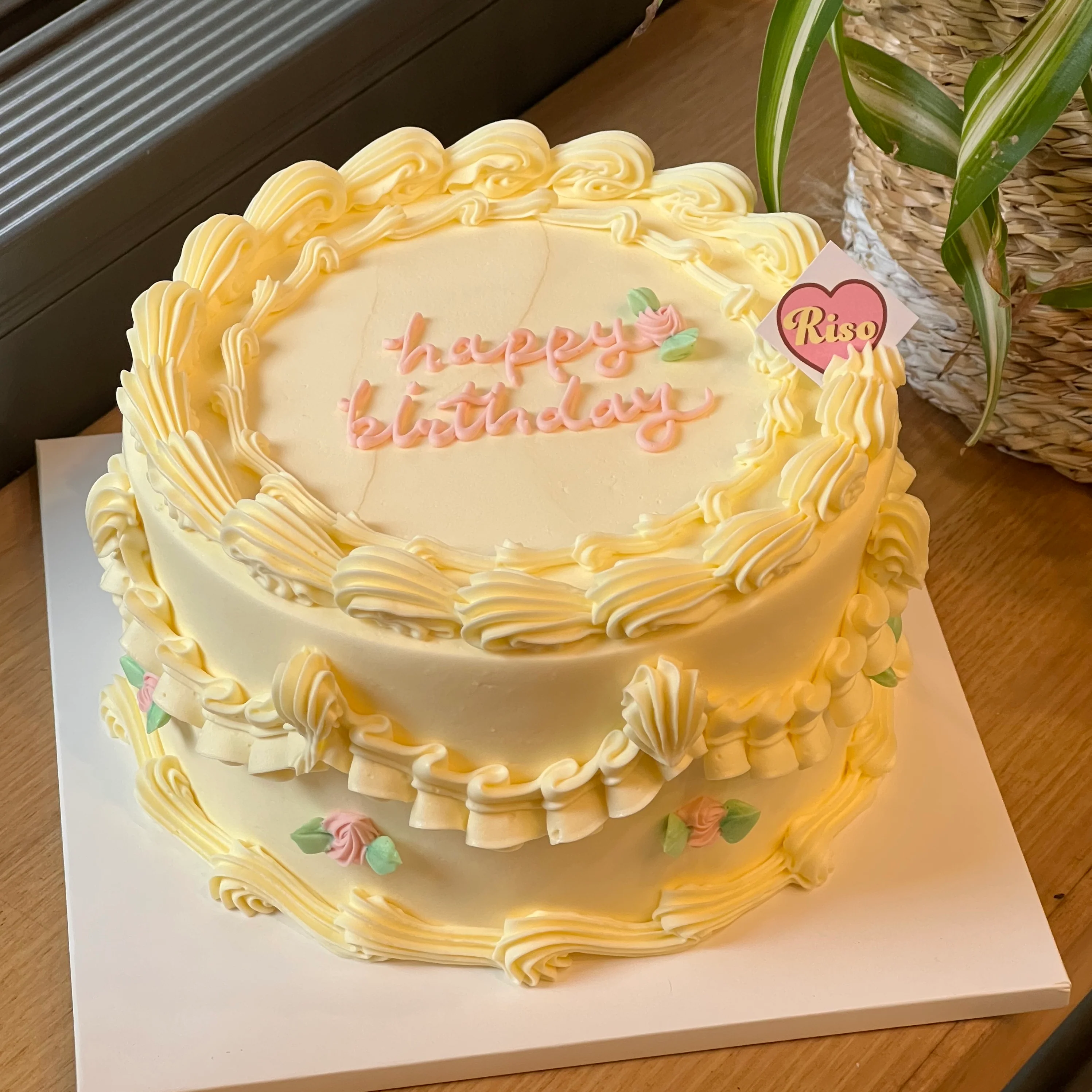 Pink Rose Vintage Cake (Round/Heart) - Image 2