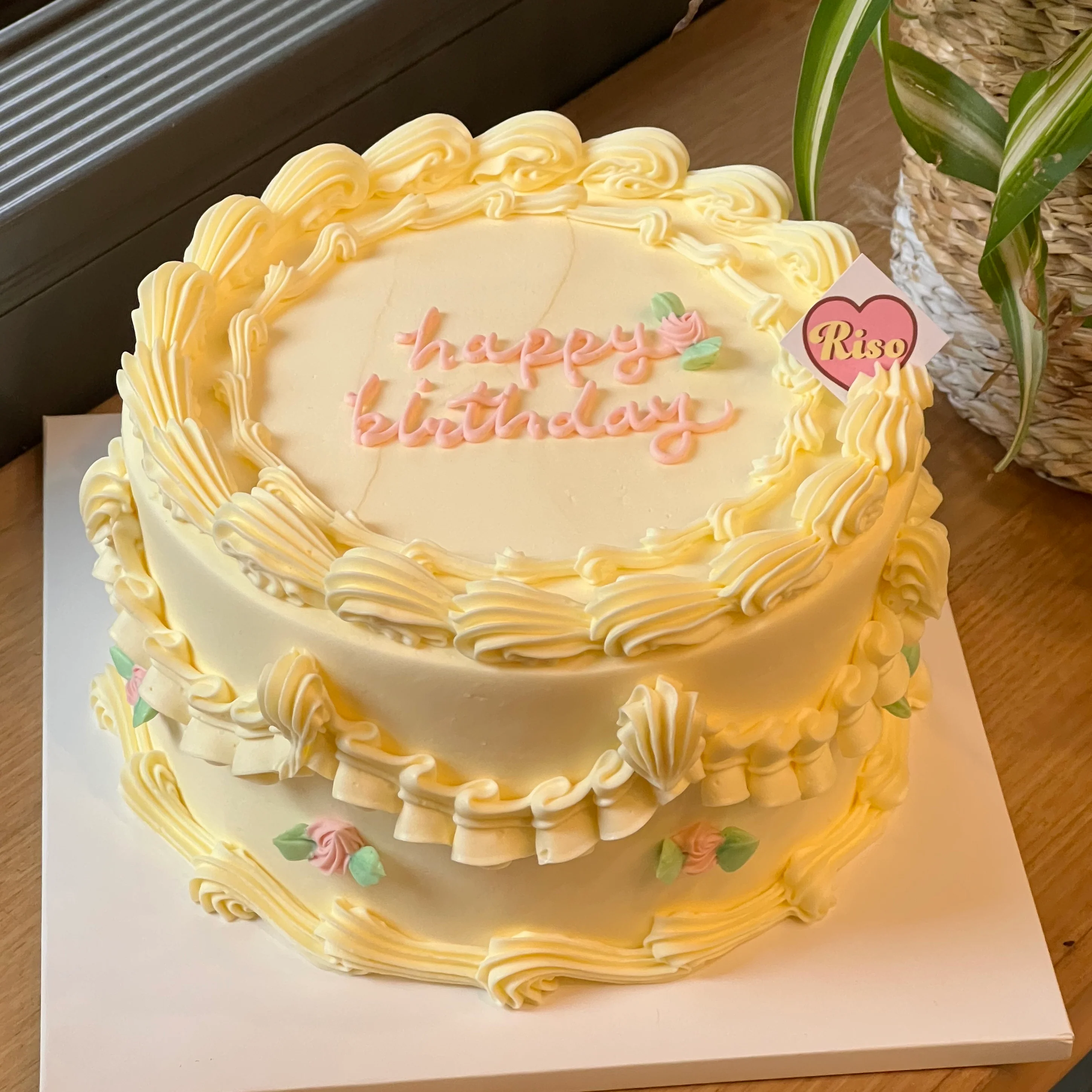 Pink Rose Vintage Cake (Round/Heart) - Image 4