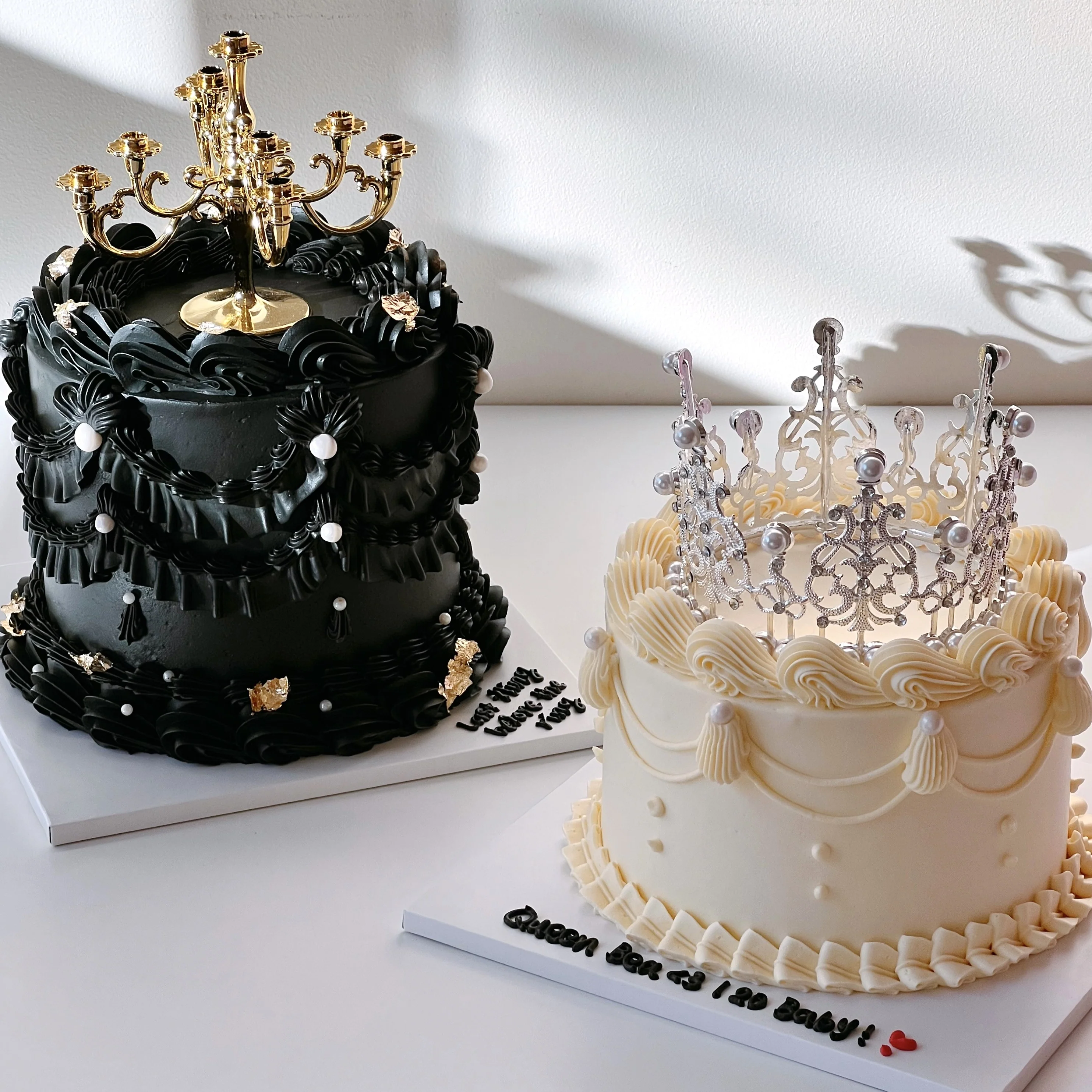 Chandelier Vintage Cake (Tall Design) - Image 3