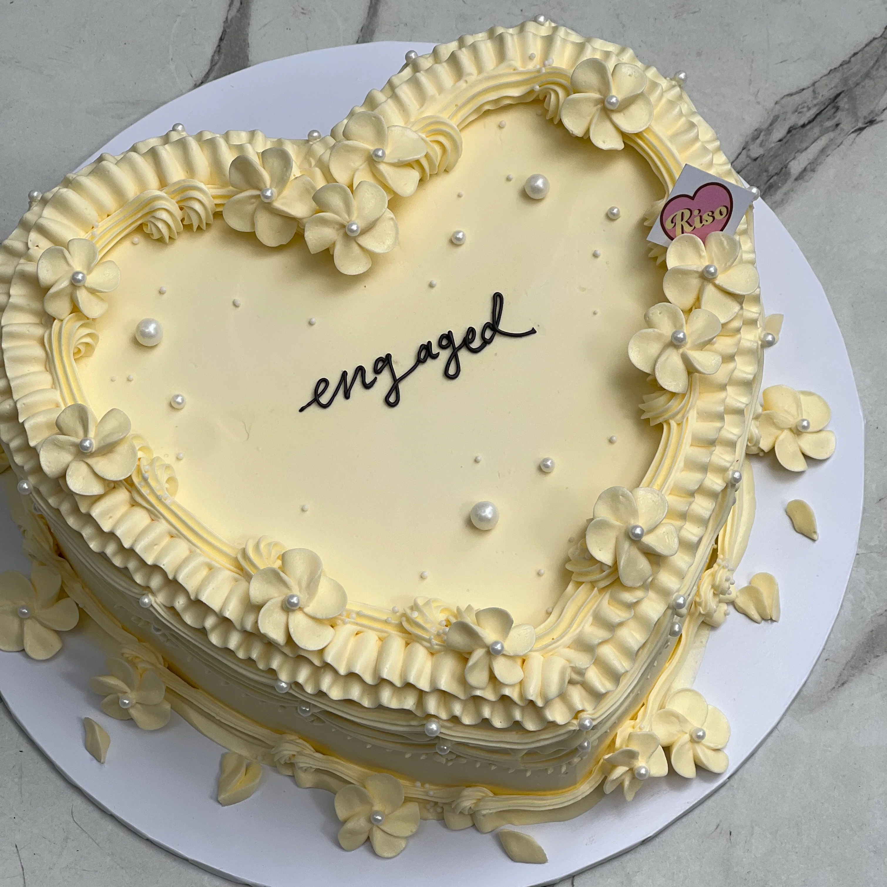 Cherry Blossom Cake (Round/Heart) - Image 2