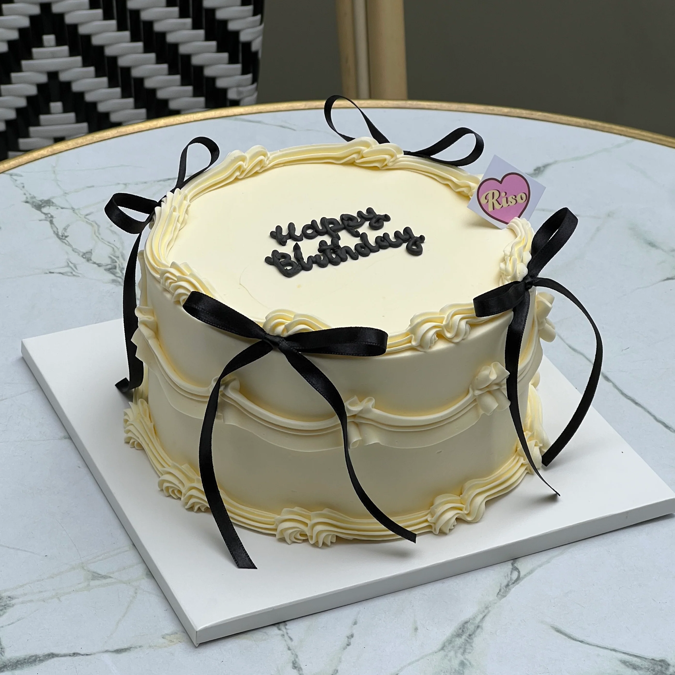 Classic Balletcore Cake (Round/Heart)