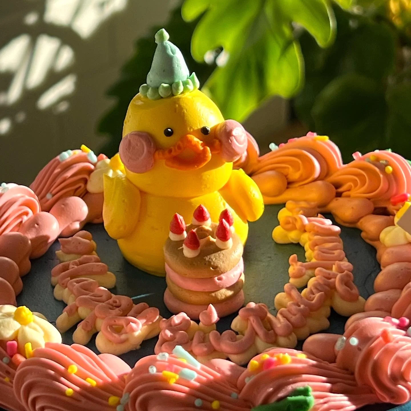 Animal's Birthday Cake - Image 4