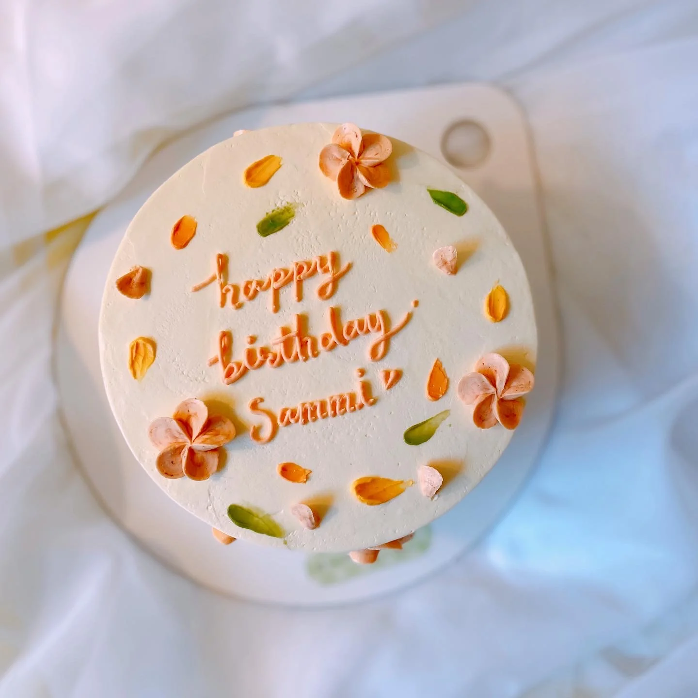 Peach Floral Cake - Image 3