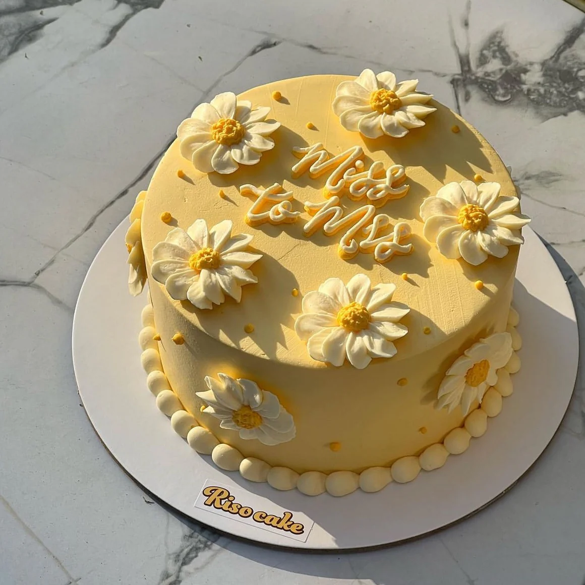 Daisy Delight Cake - Image 2