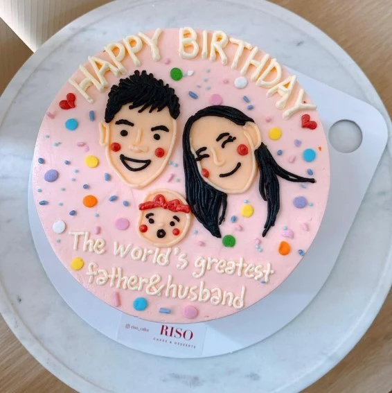 Face Illustration Cake (Round/Heart) - Image 6