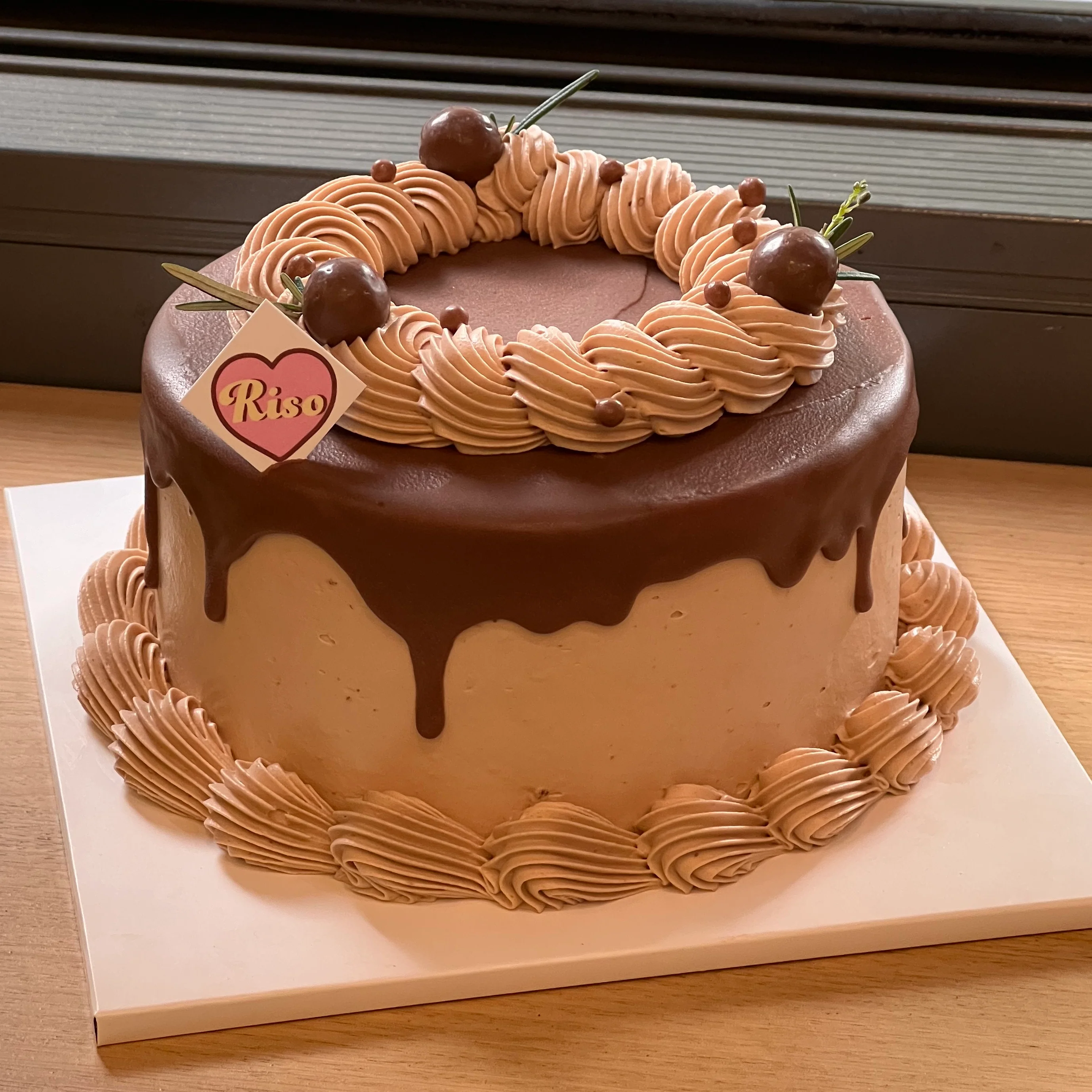 Fresh Cream Chocolate Cake - Image 4