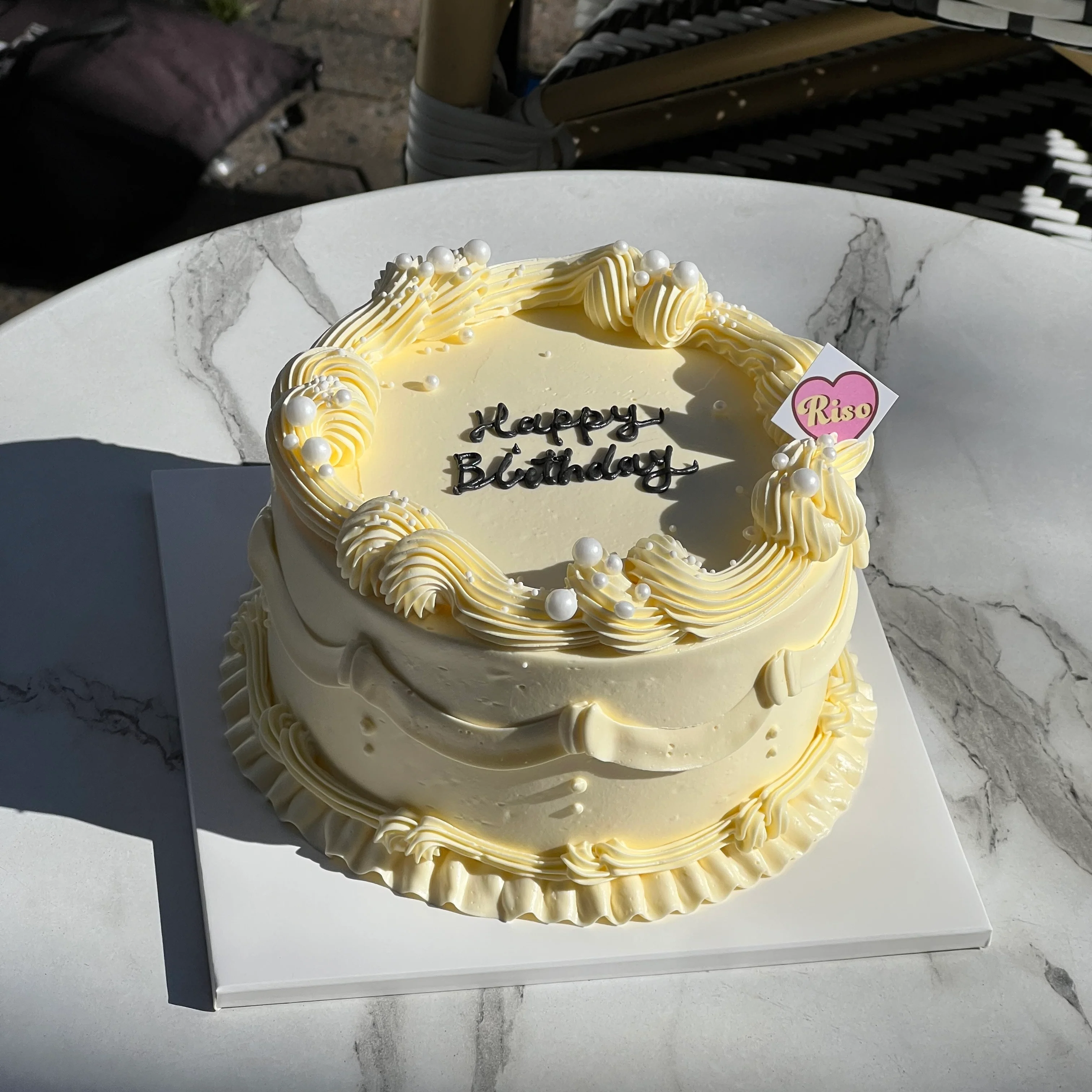 [Gender Reveal] Lacey Pearl Cake (Round/Heart) - Image 3