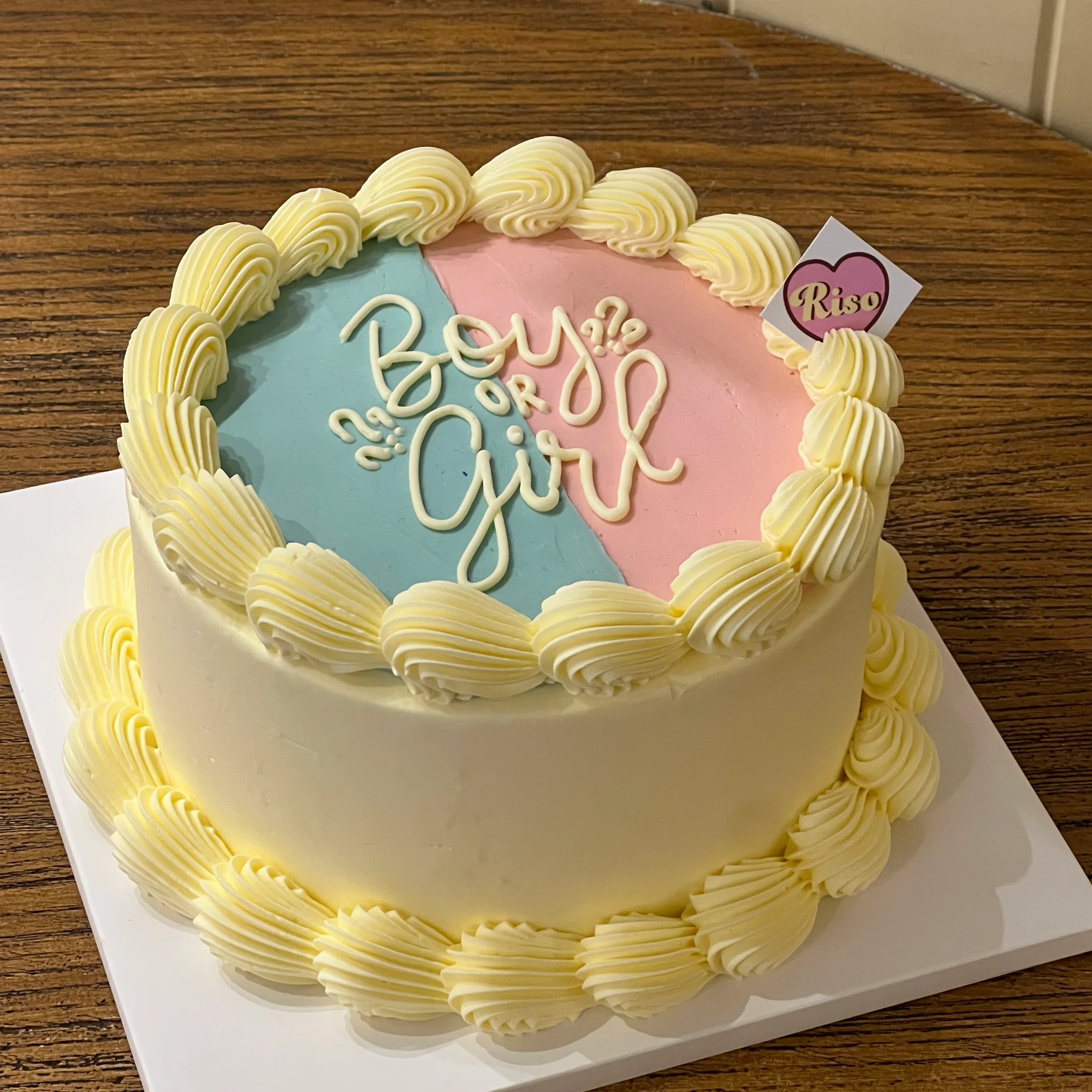 [Gender Reveal] Girl or Boy Cake (Round/Heart) - Image 2