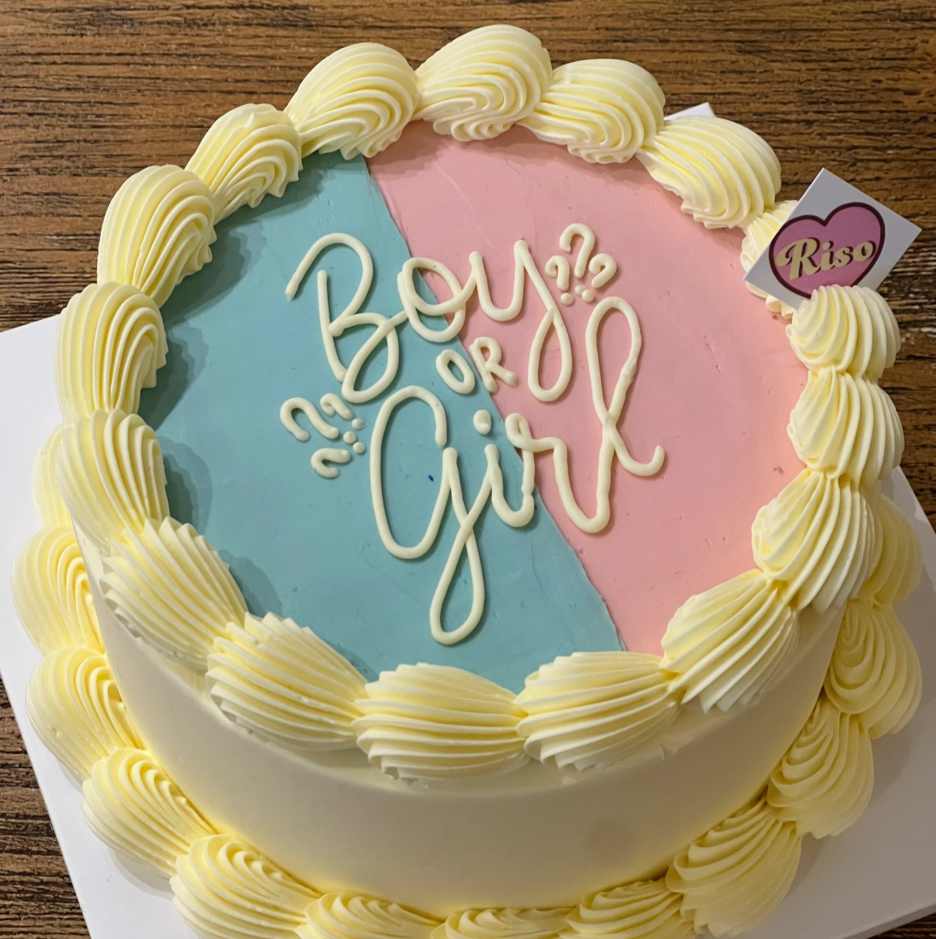 [Gender Reveal] Girl or Boy Cake (Round/Heart) - Image 3
