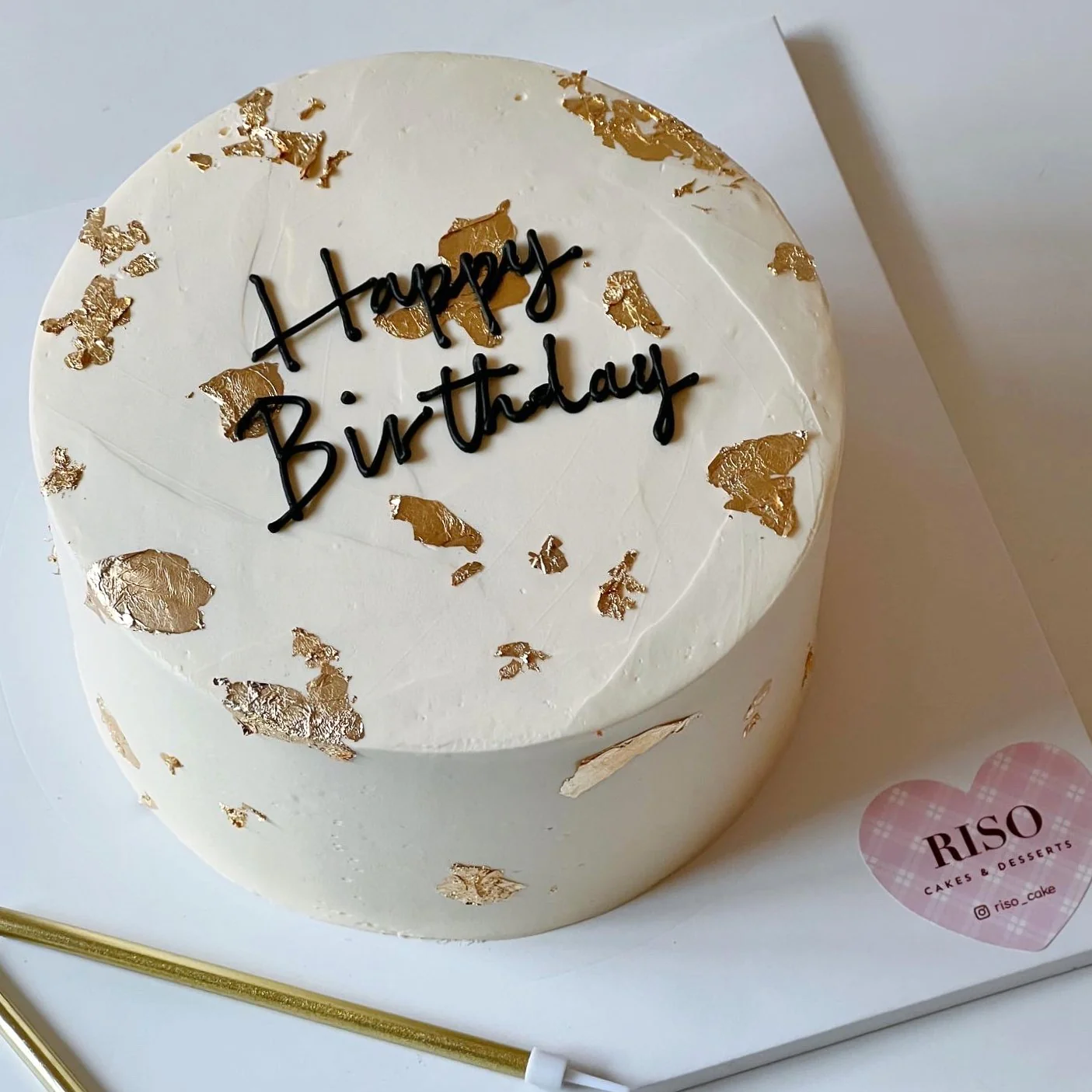 Gold Foil Illustration Cake (Round/Heart) - Image 2