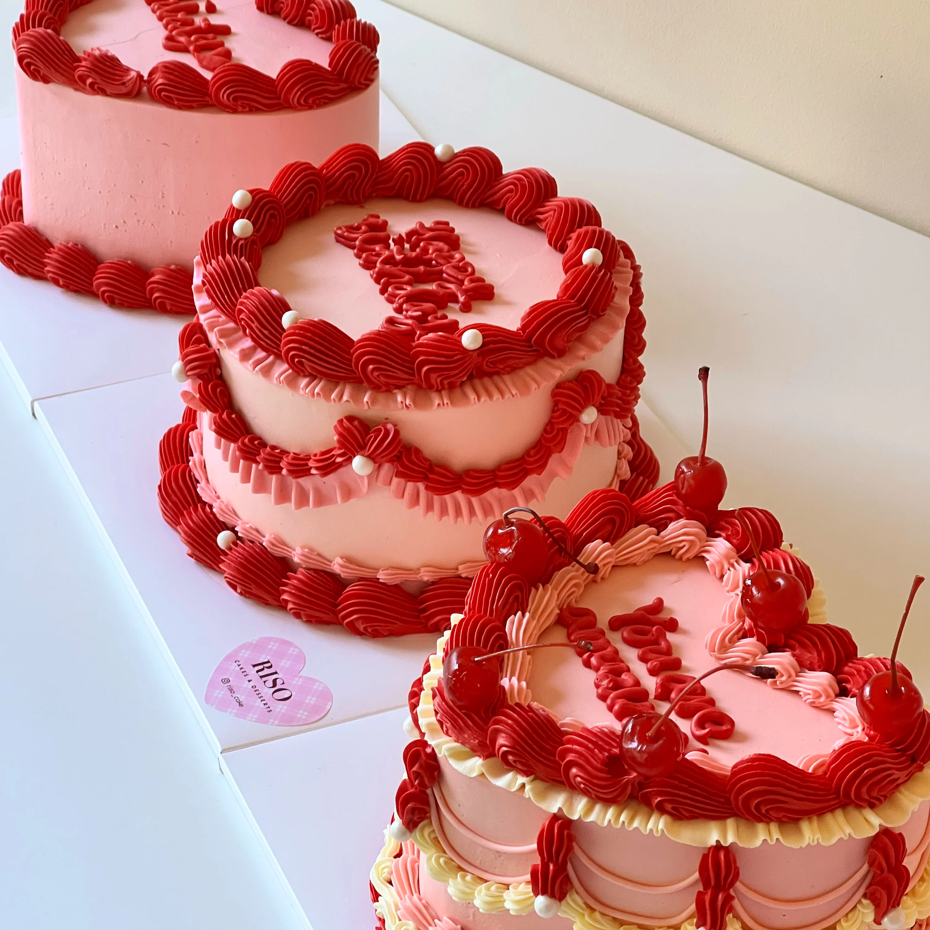 Lace Vintage Cake (Round/Heart) - Image 3