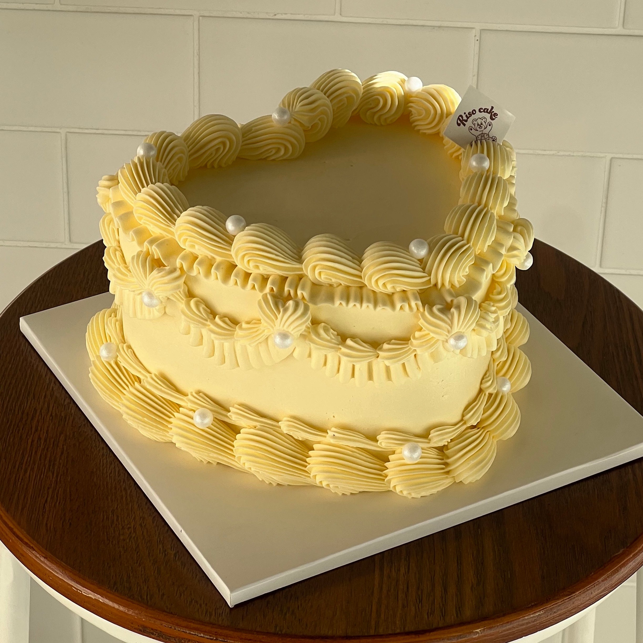[Gender Reveal] Lace Vintage Cake (Round/Heart) - Image 3