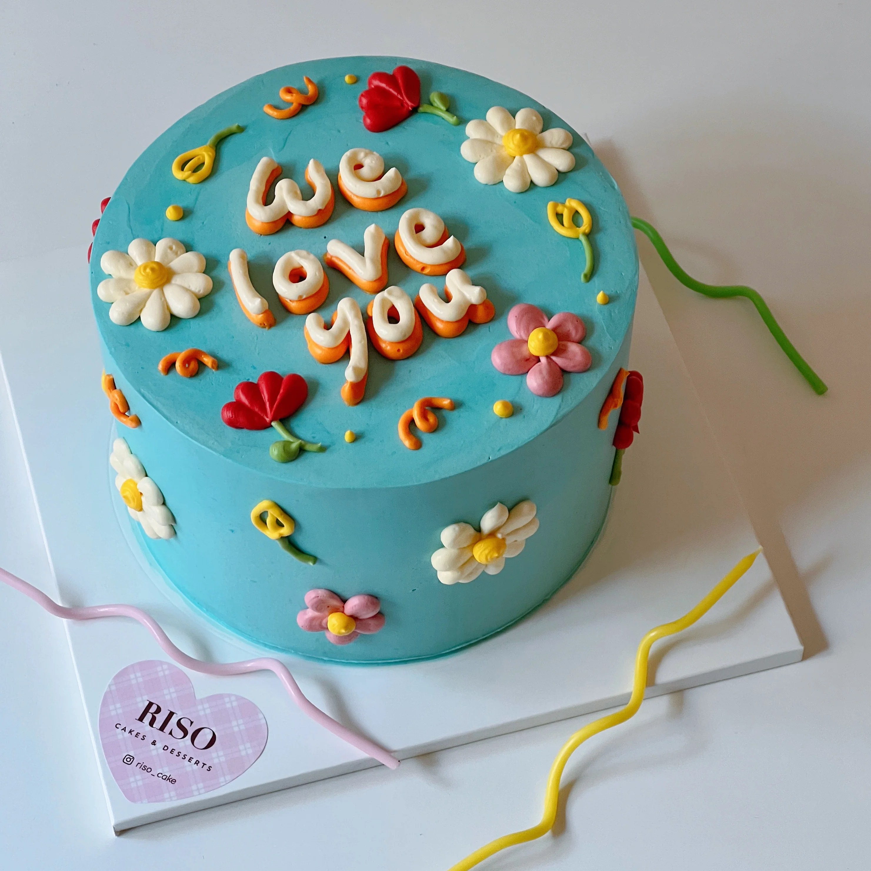 Little Flower Cake - Image 2