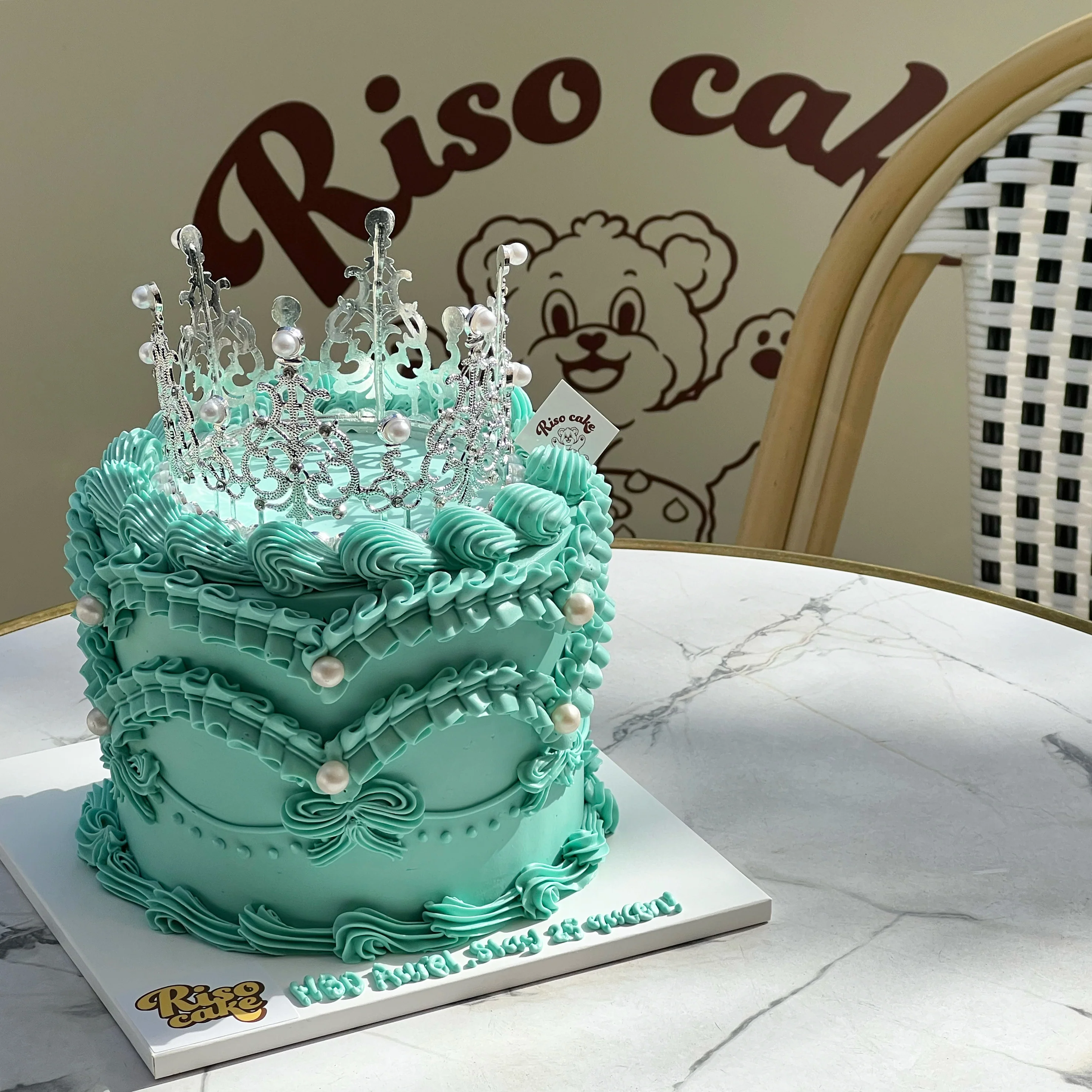 Luxury Tiara Cake (Tall Design) - Image 3