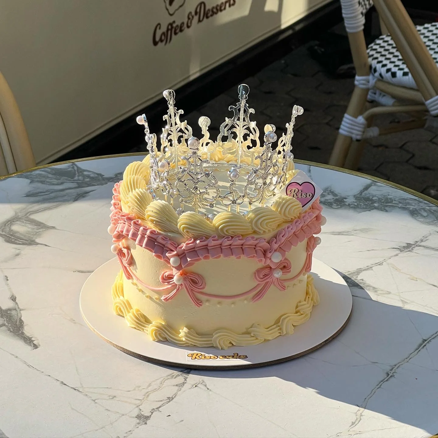 Luxury Tiara Cake (Tall Design) - Image 4
