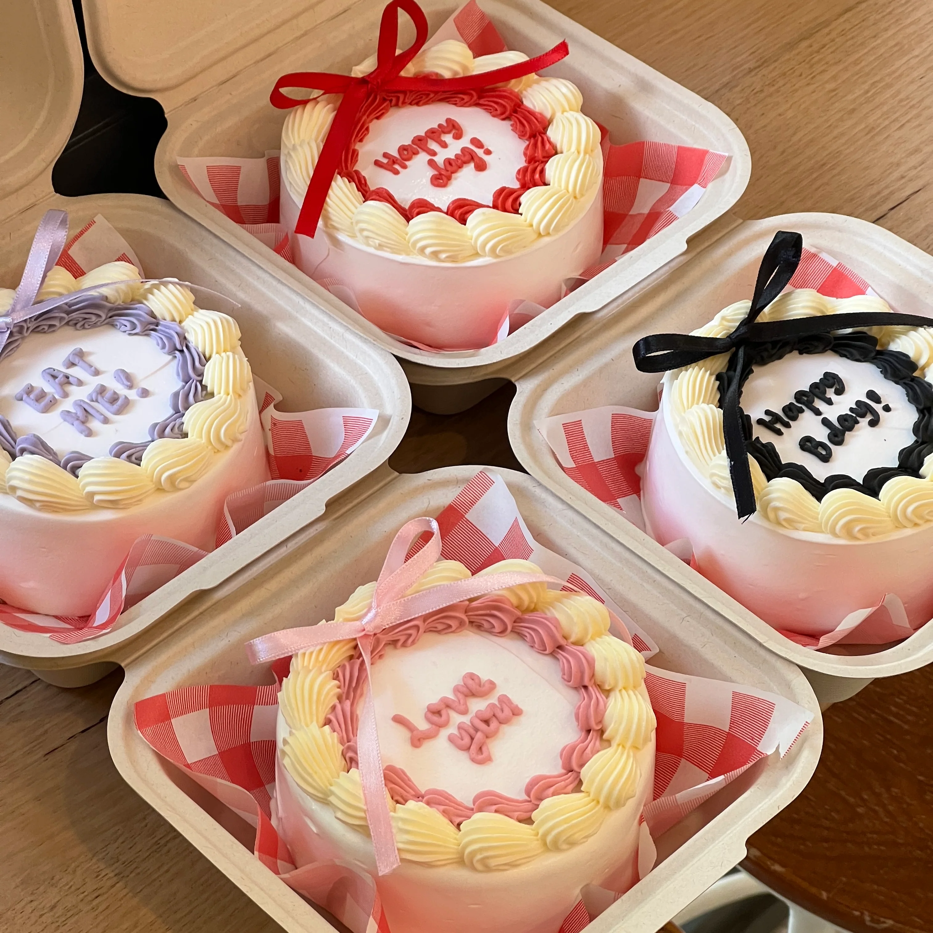 New Ballet Core Lunch Box Cake - Image 3