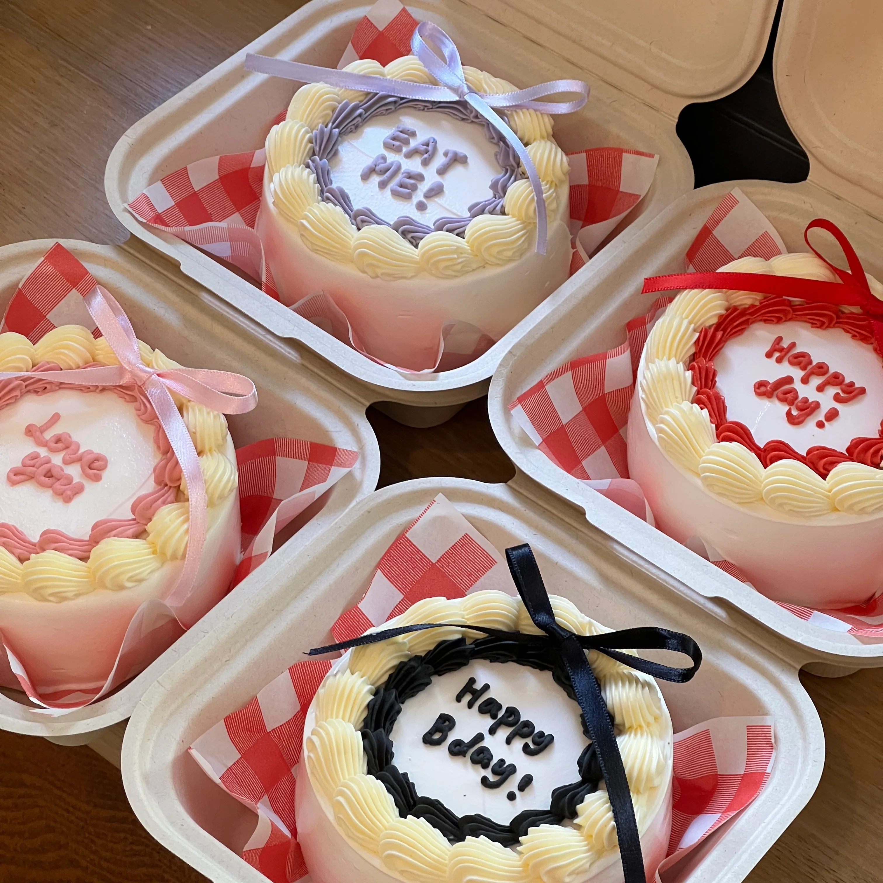 New Ballet Core Lunch Box Cake - Image 4