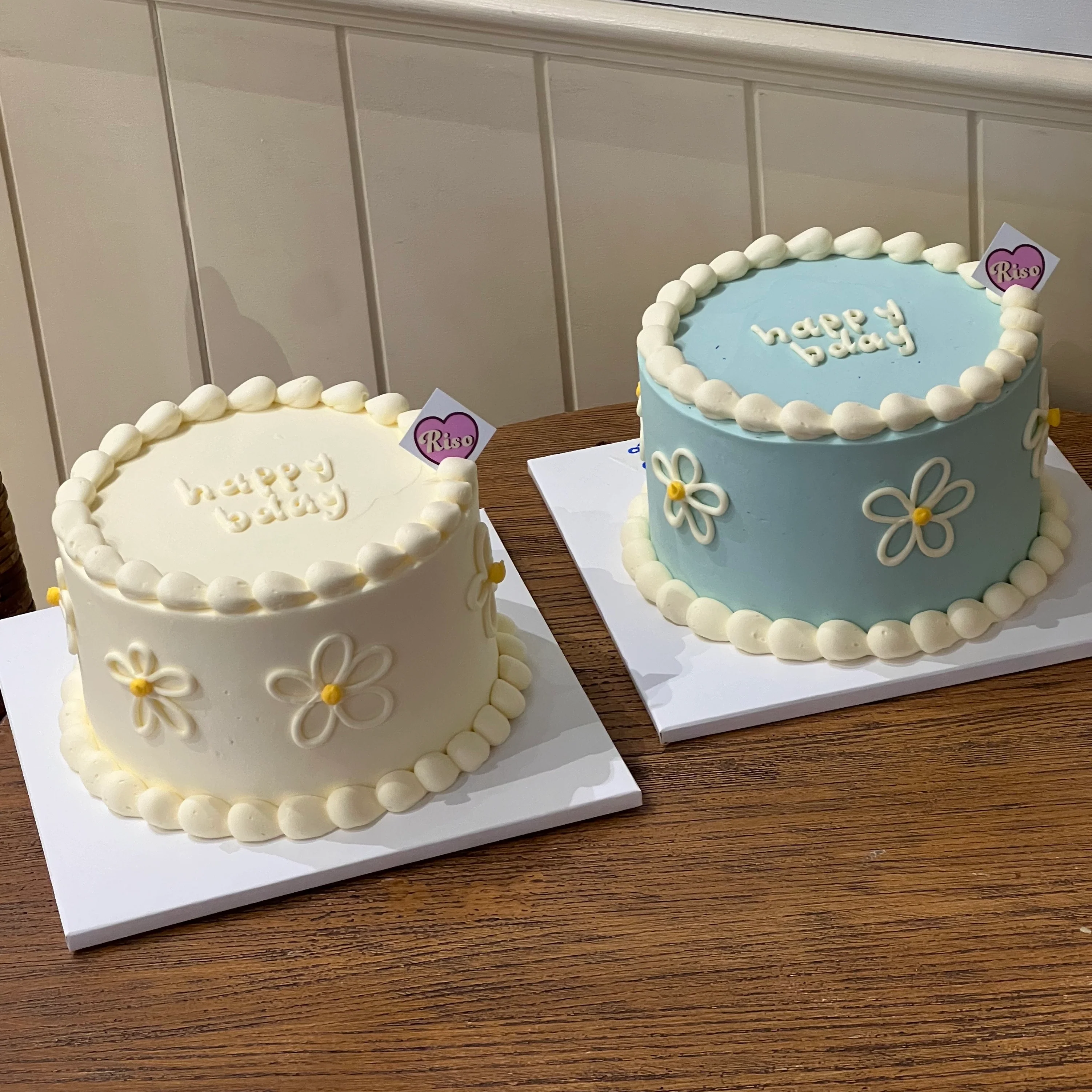 Daisy Cake (Round/Heart) - Image 4