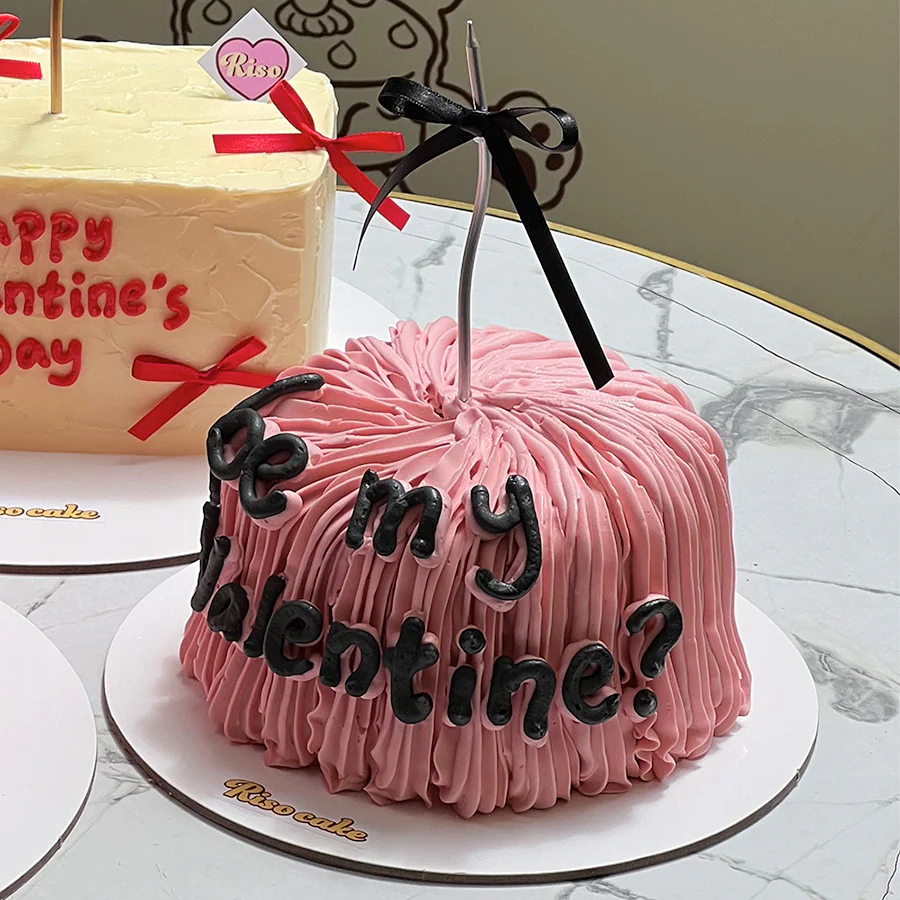 Romantic Pink Cake - Image 2