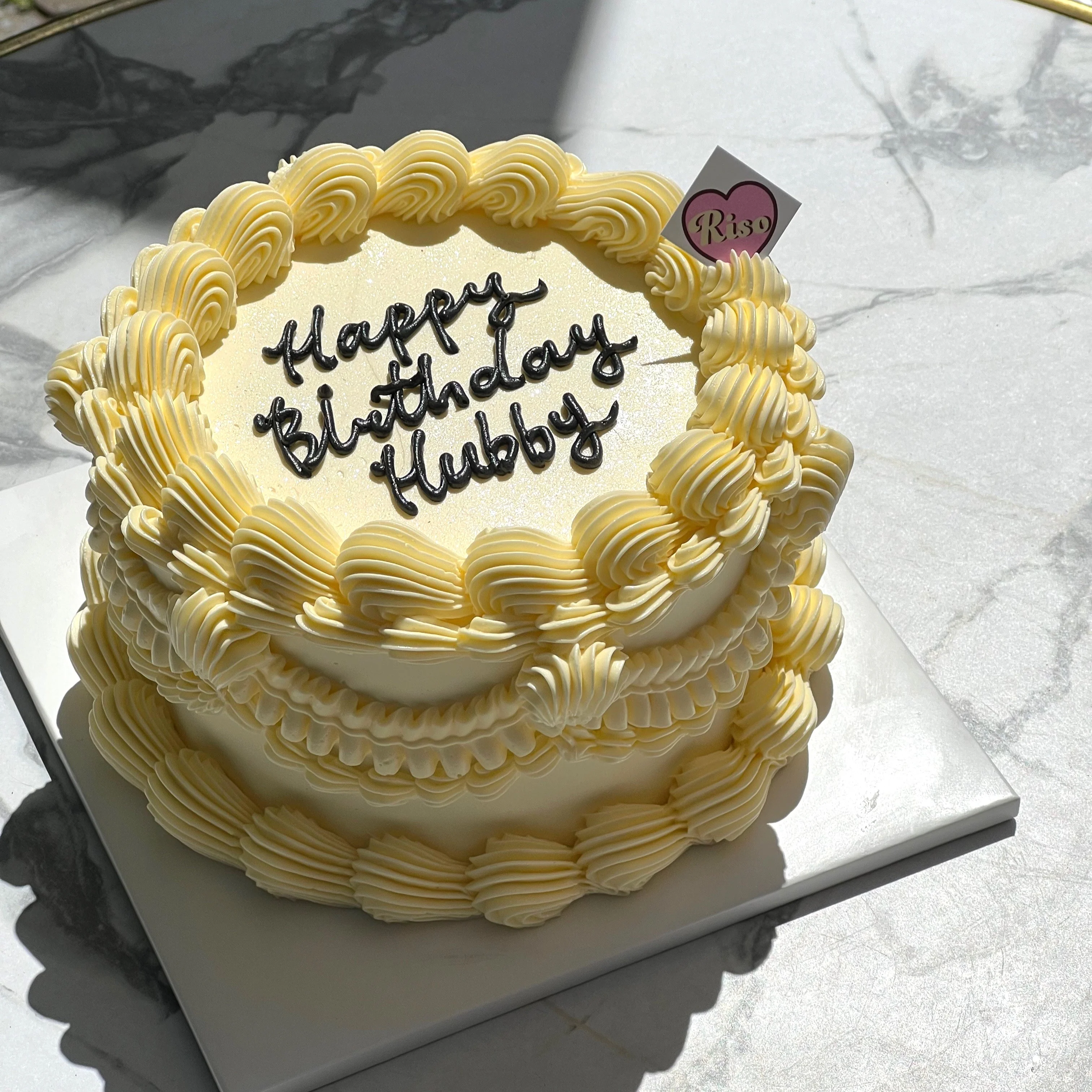 Vintage Glitter Cake (Round/Heart) - Image 3
