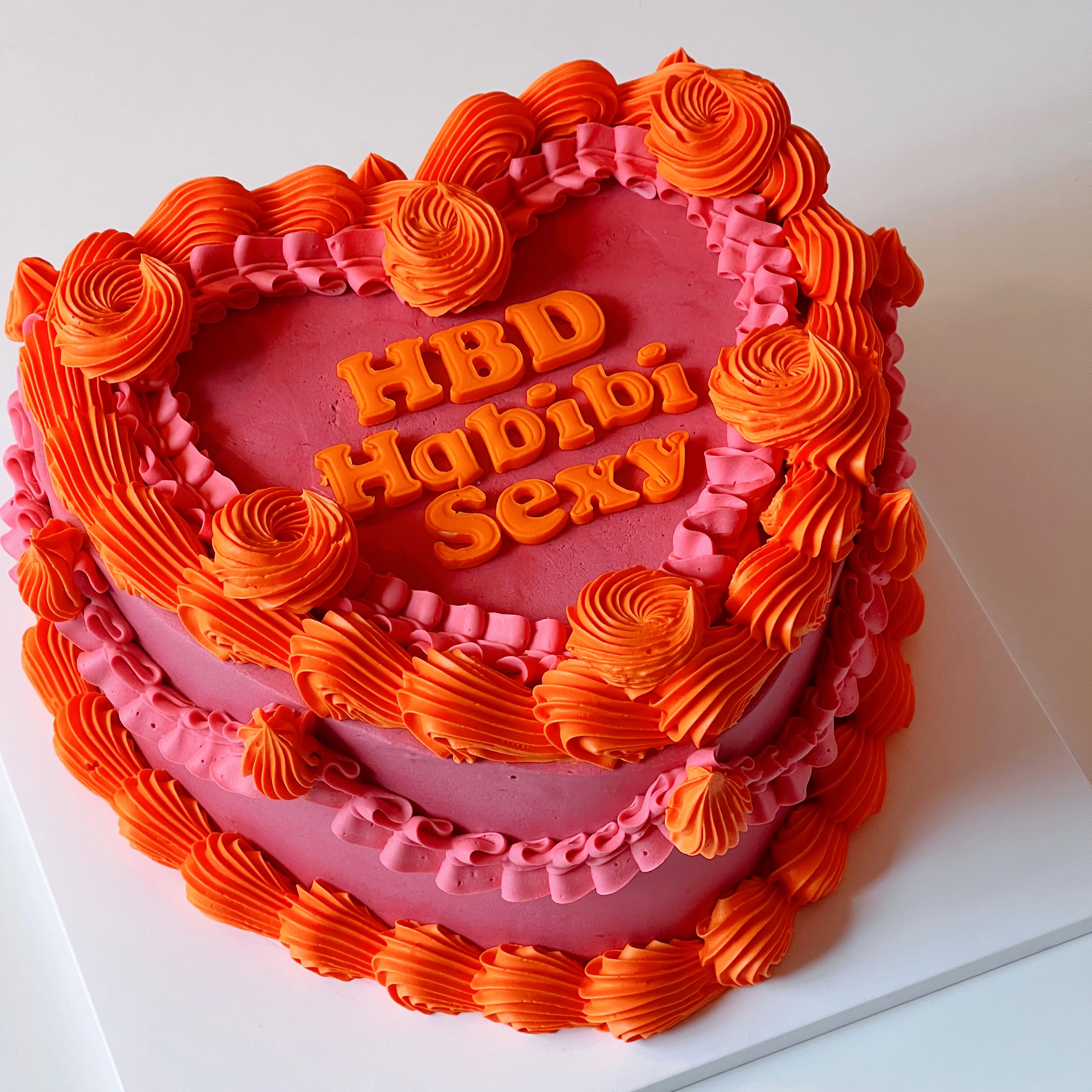 Vintage Text Cake (Round/Heart) - Image 3